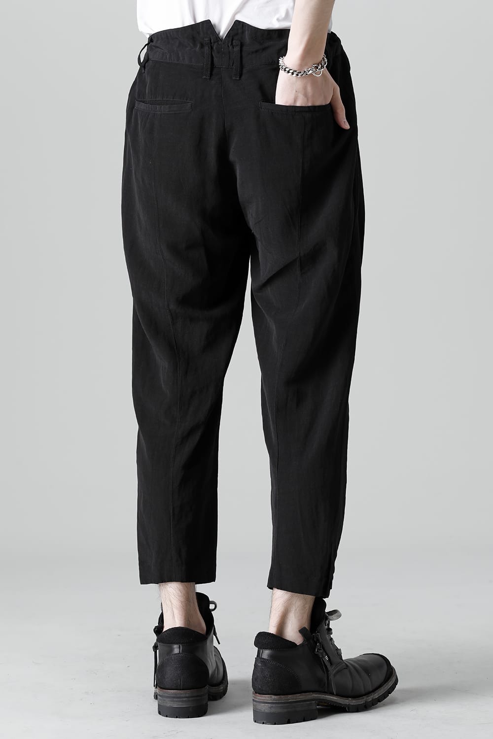 Wood Tannin＆Iron Oxide Dyed Dimple Dobby Tapered Cropped Pants  Black