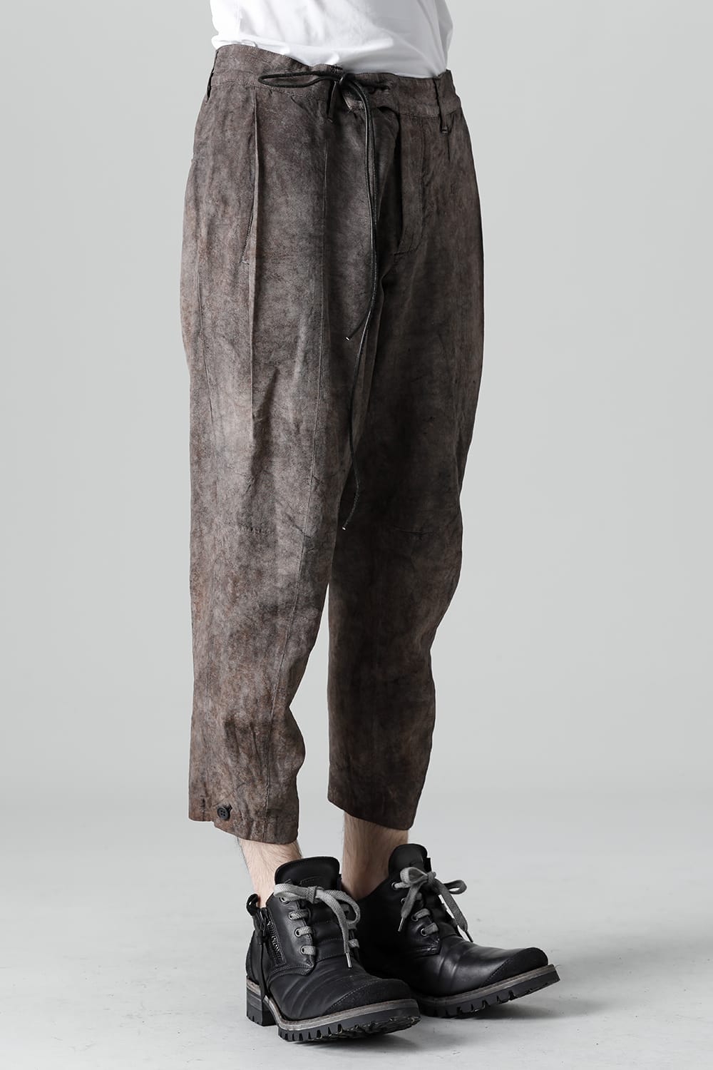 Wood Tannin＆Iron Oxide Dyed Dimple Dobby Tapered Cropped Pants  Charcoal Mix