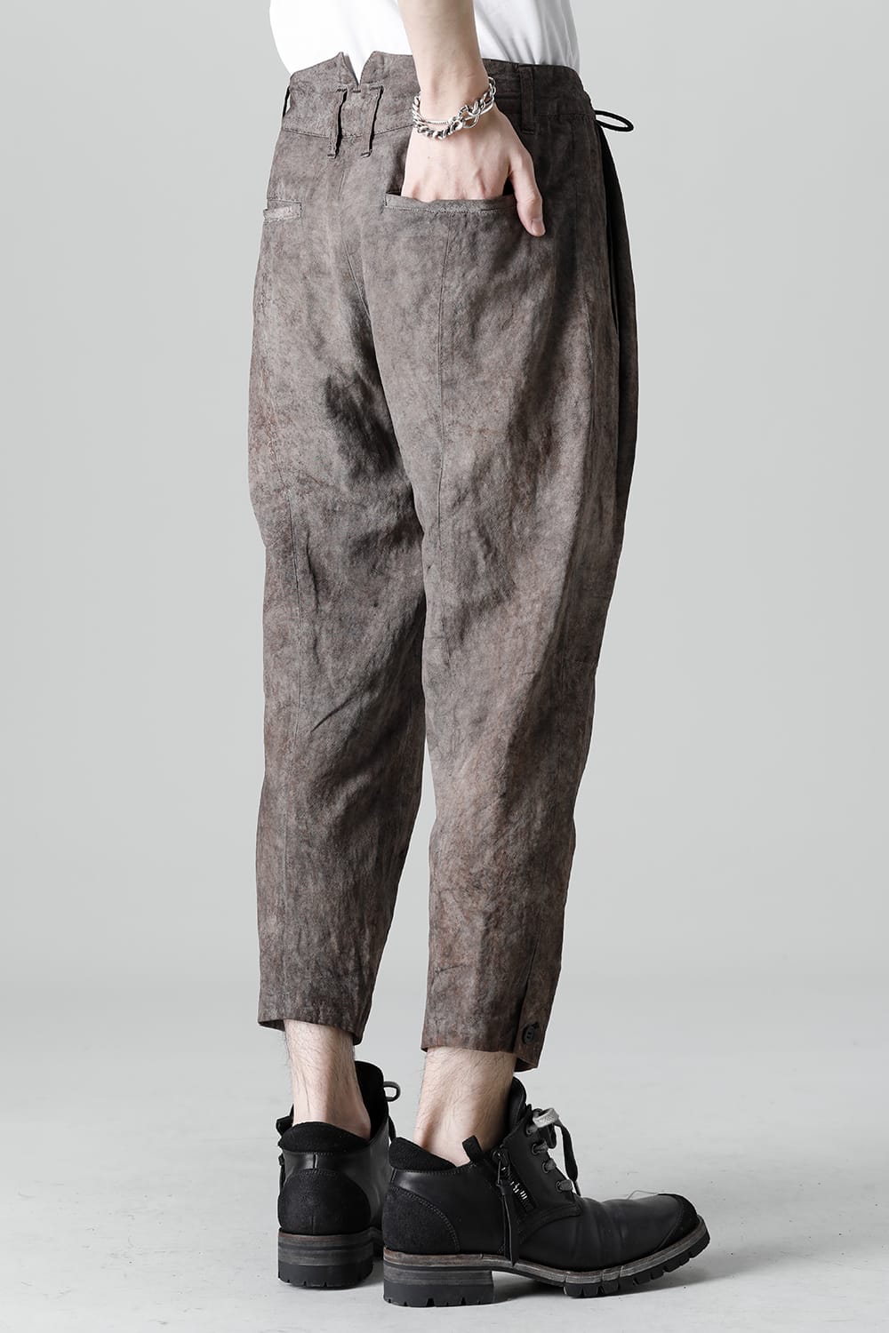 Wood Tannin＆Iron Oxide Dyed Dimple Dobby Tapered Cropped Pants  Charcoal Mix