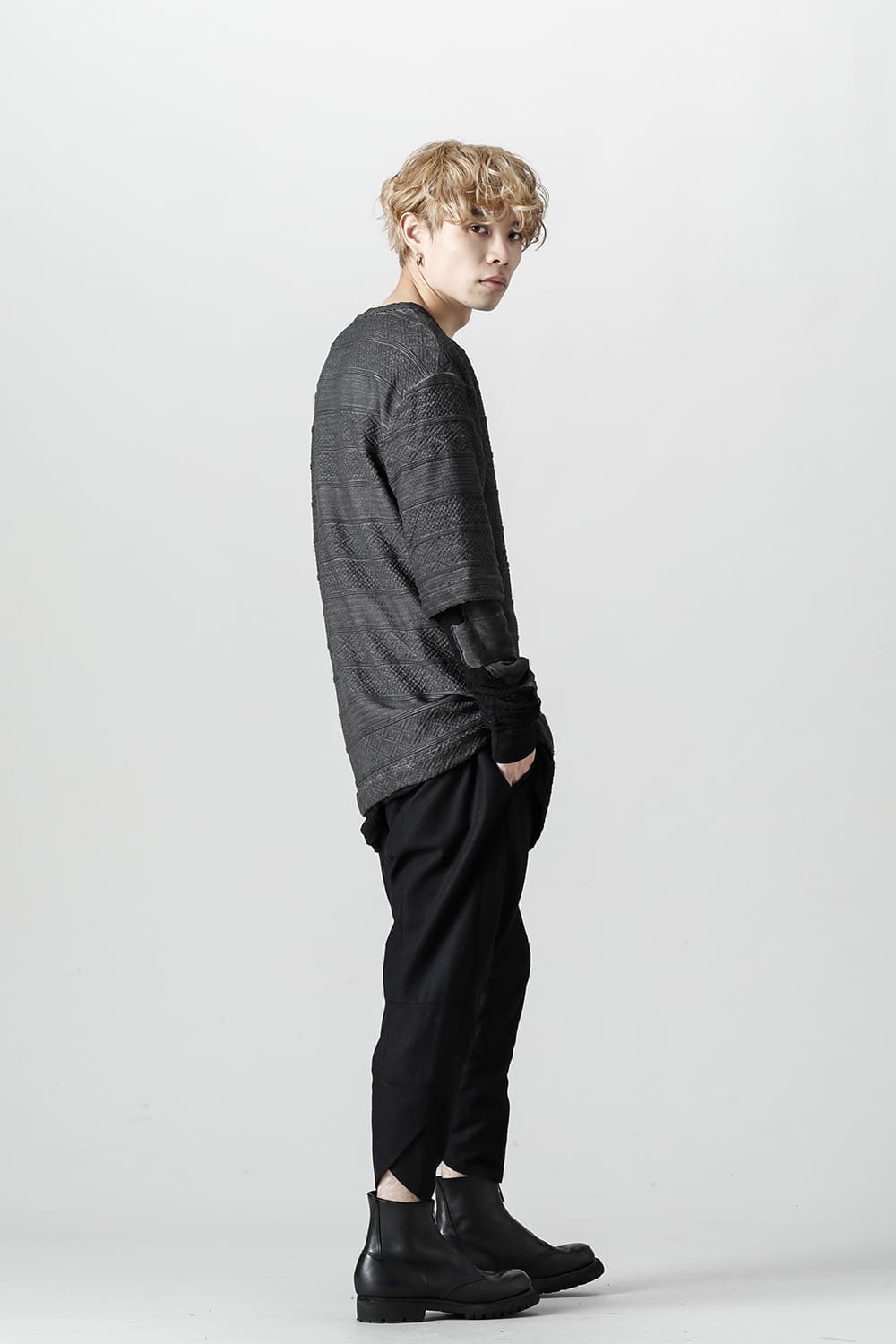 Wool Washer Tuck Tapered Pants