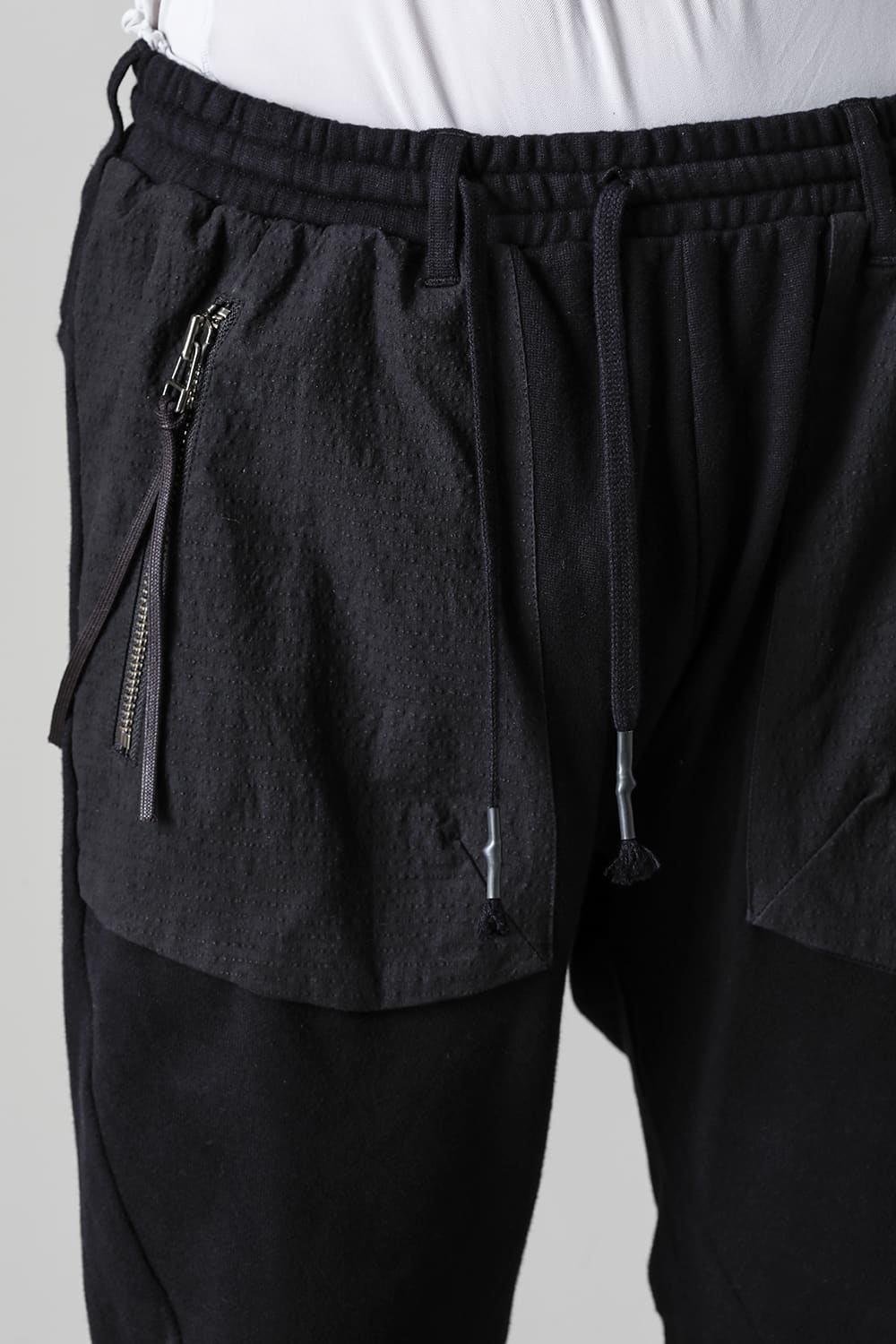 Untwisted Fleece-Lined Tapered Cropped Pants  Black