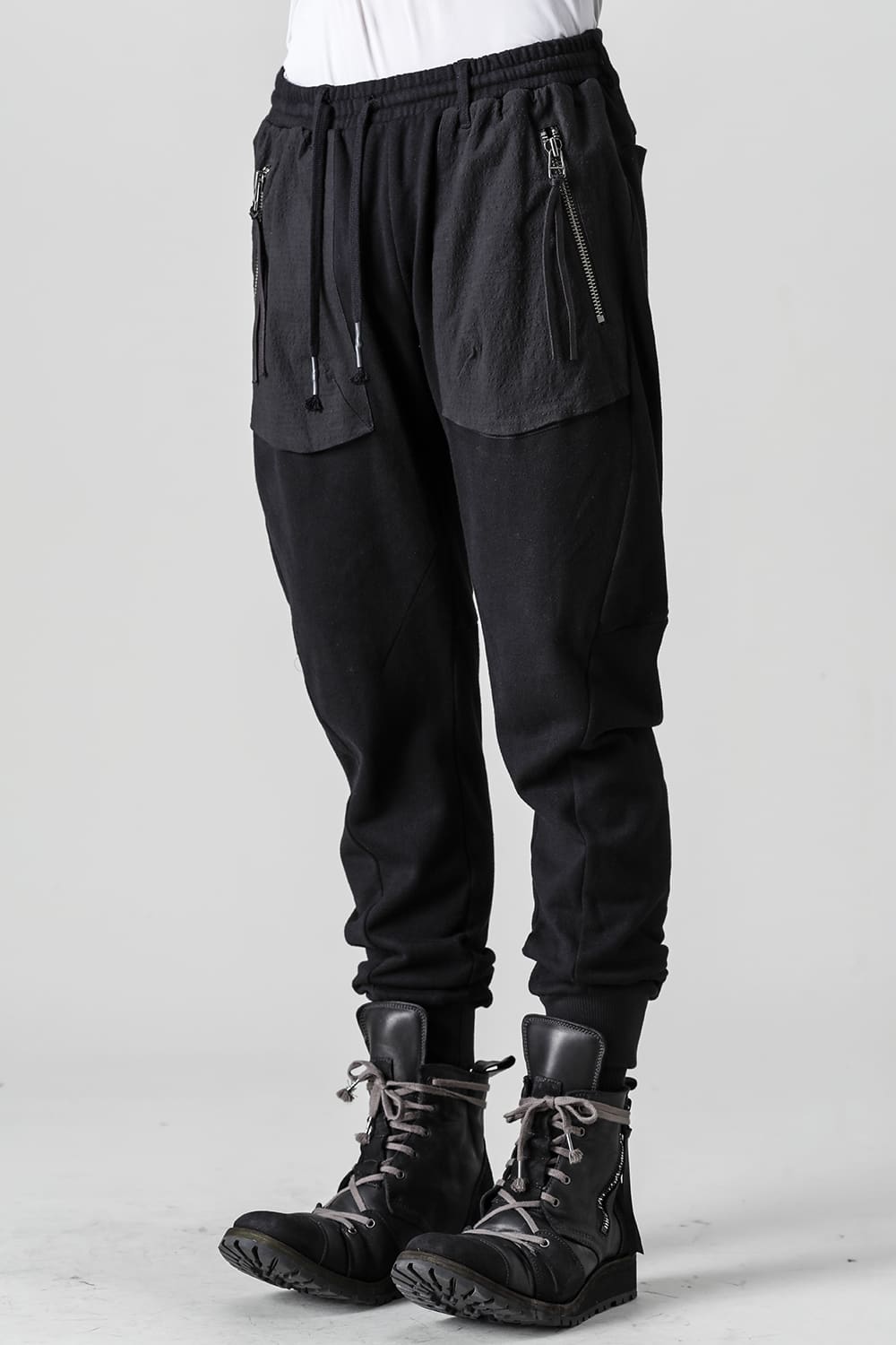 Untwisted Fleece-Lined Tapered Cropped Pants  Black