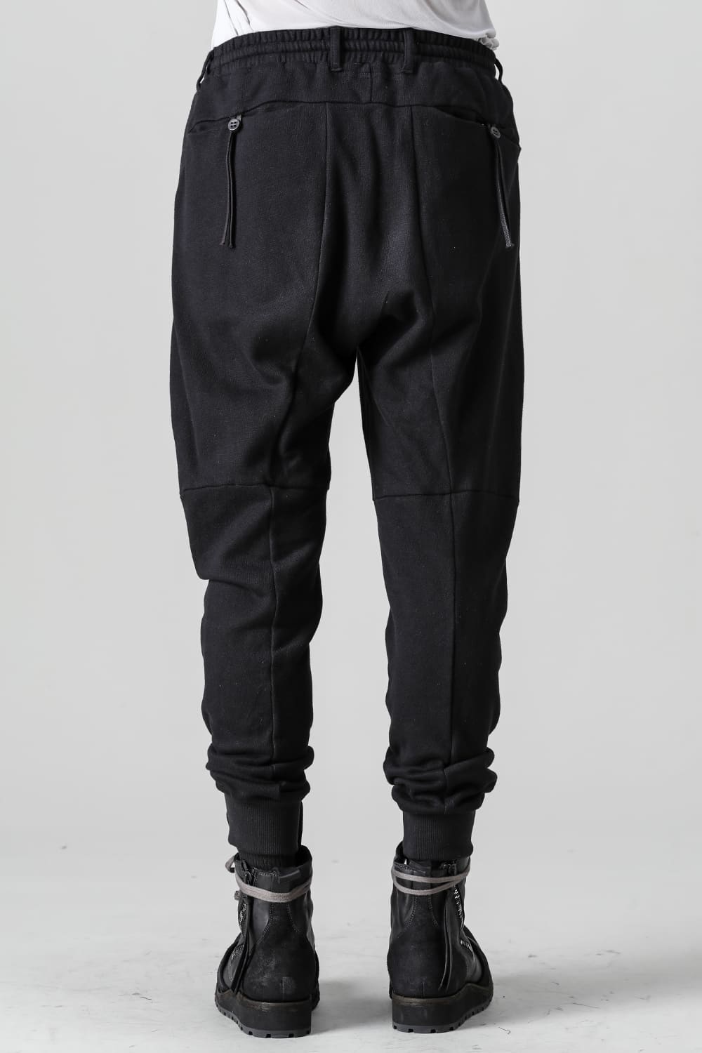 Untwisted Fleece-Lined Tapered Cropped Pants  Black