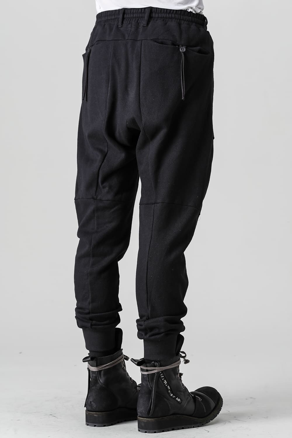 Untwisted Fleece-Lined Tapered Cropped Pants  Black