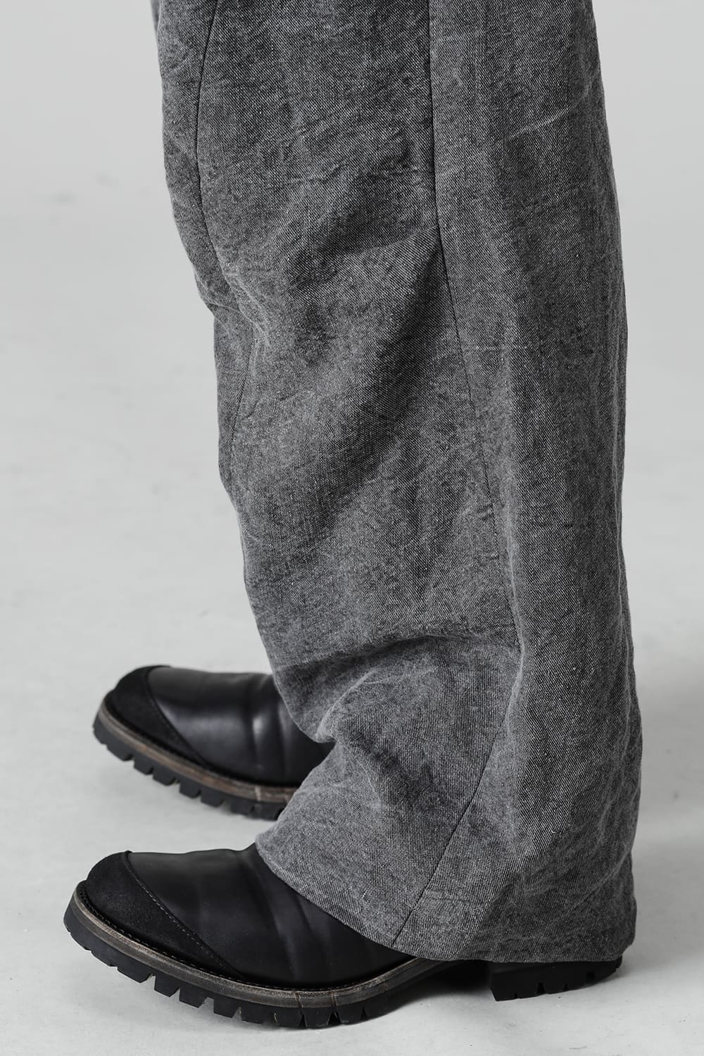 墨染和紙×リネン高密度ツイルワイドパンツ  チャコール
