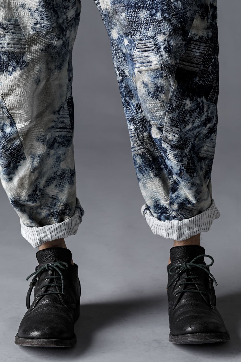 Splash Bleach Patchwork Jacquard Stretch Cotton Tapered Cropped Pants