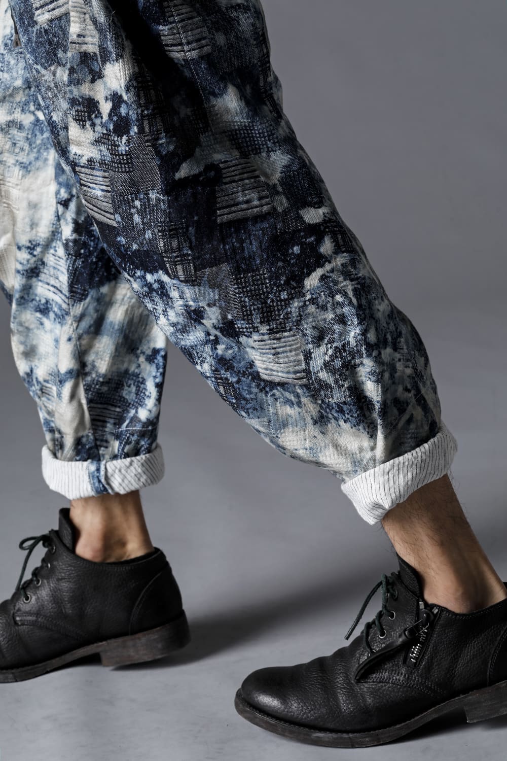 Splash Bleach Patchwork Jacquard Stretch Cotton Tapered Cropped Pants