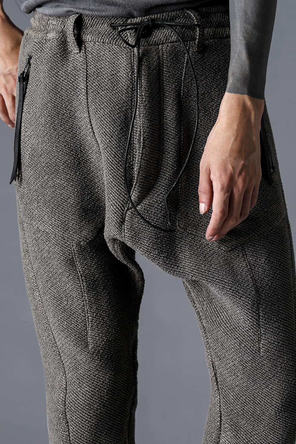 和紙×コットンツィードドロップクロッチスリムパンツ  チャコール