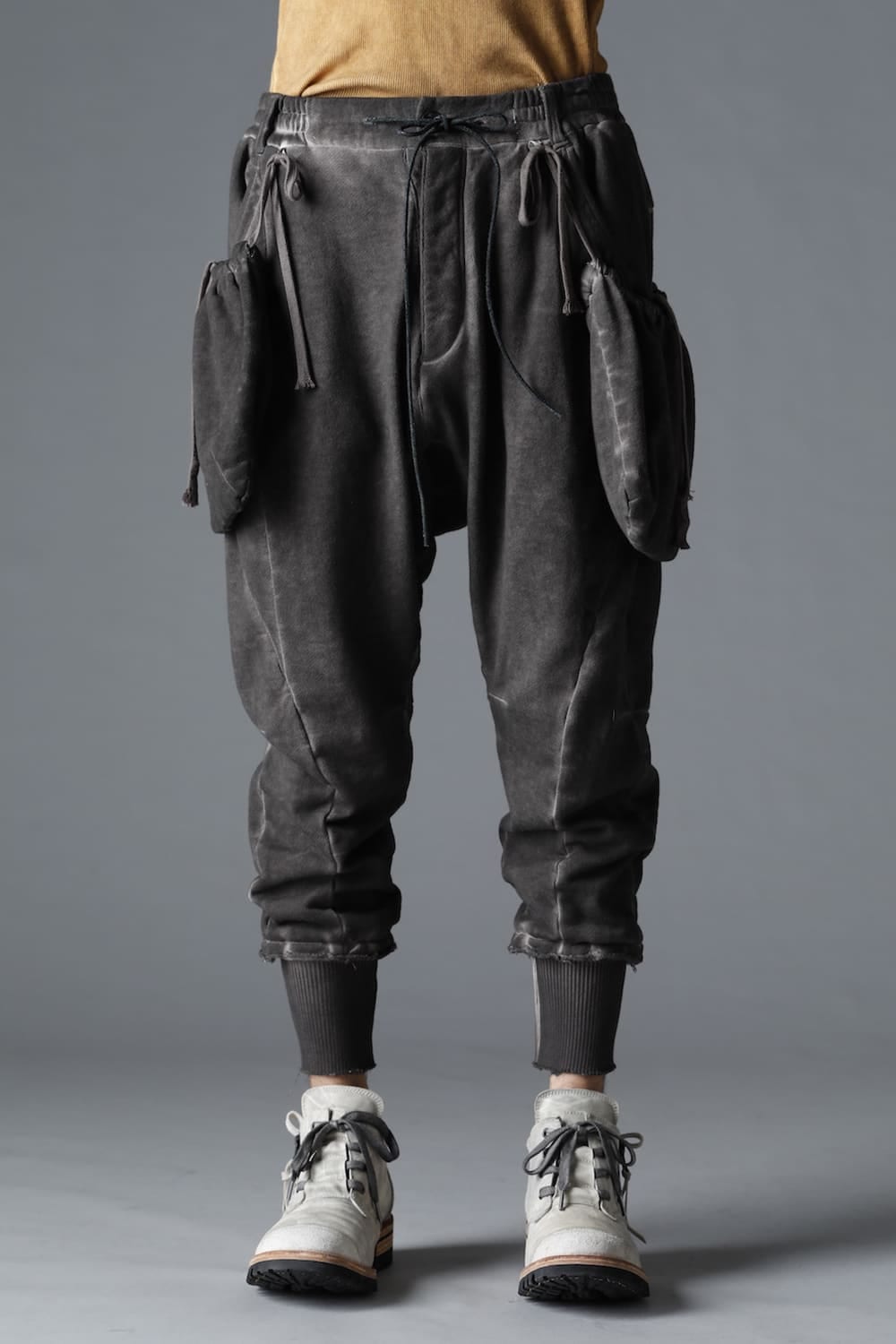 Cold Dyed Untwisted Soft Cotton Jersey Detachable Pocket Cropped Pants  Mud Brown