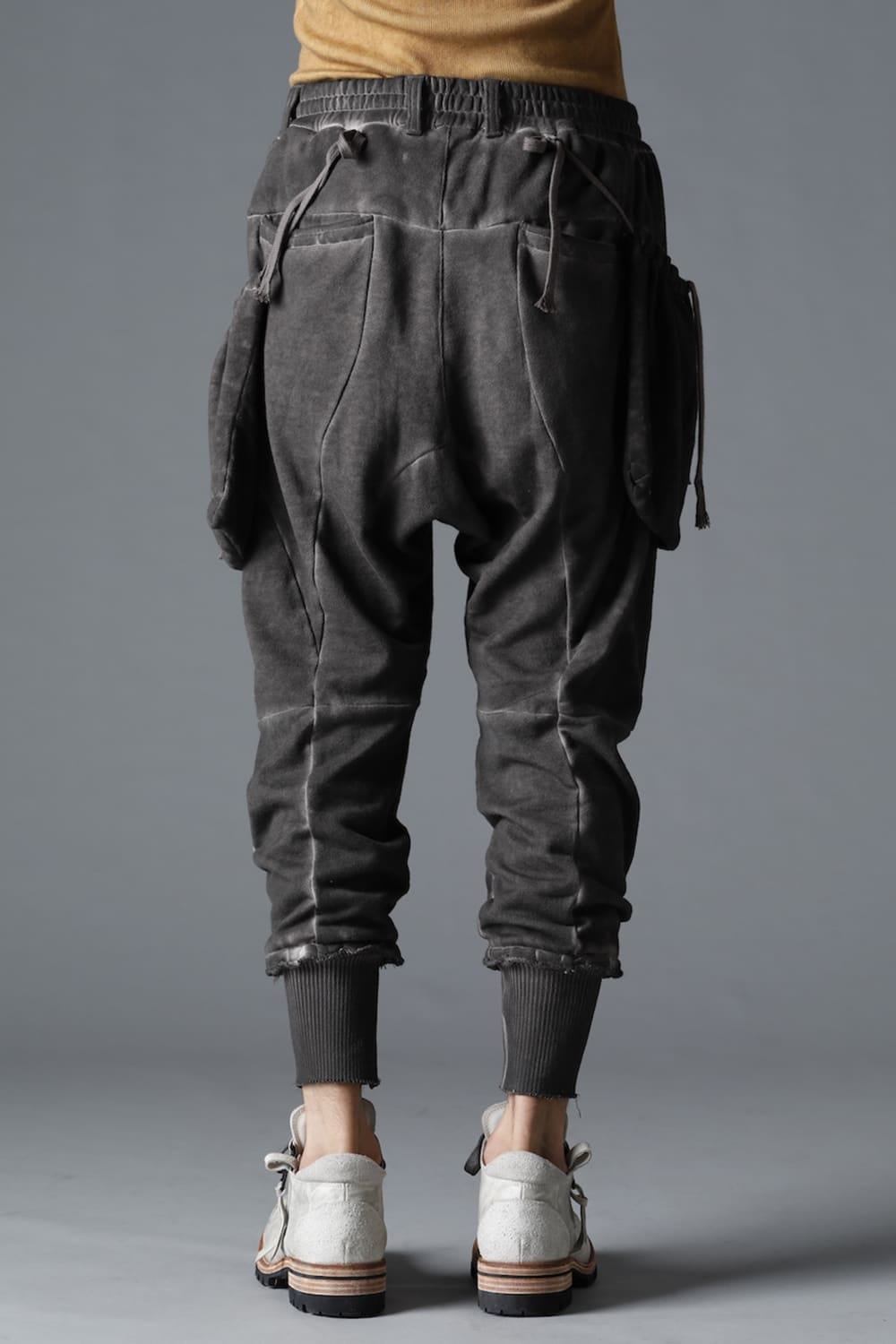 Cold Dyed Untwisted Soft Cotton Jersey Detachable Pocket Cropped Pants  Mud Brown