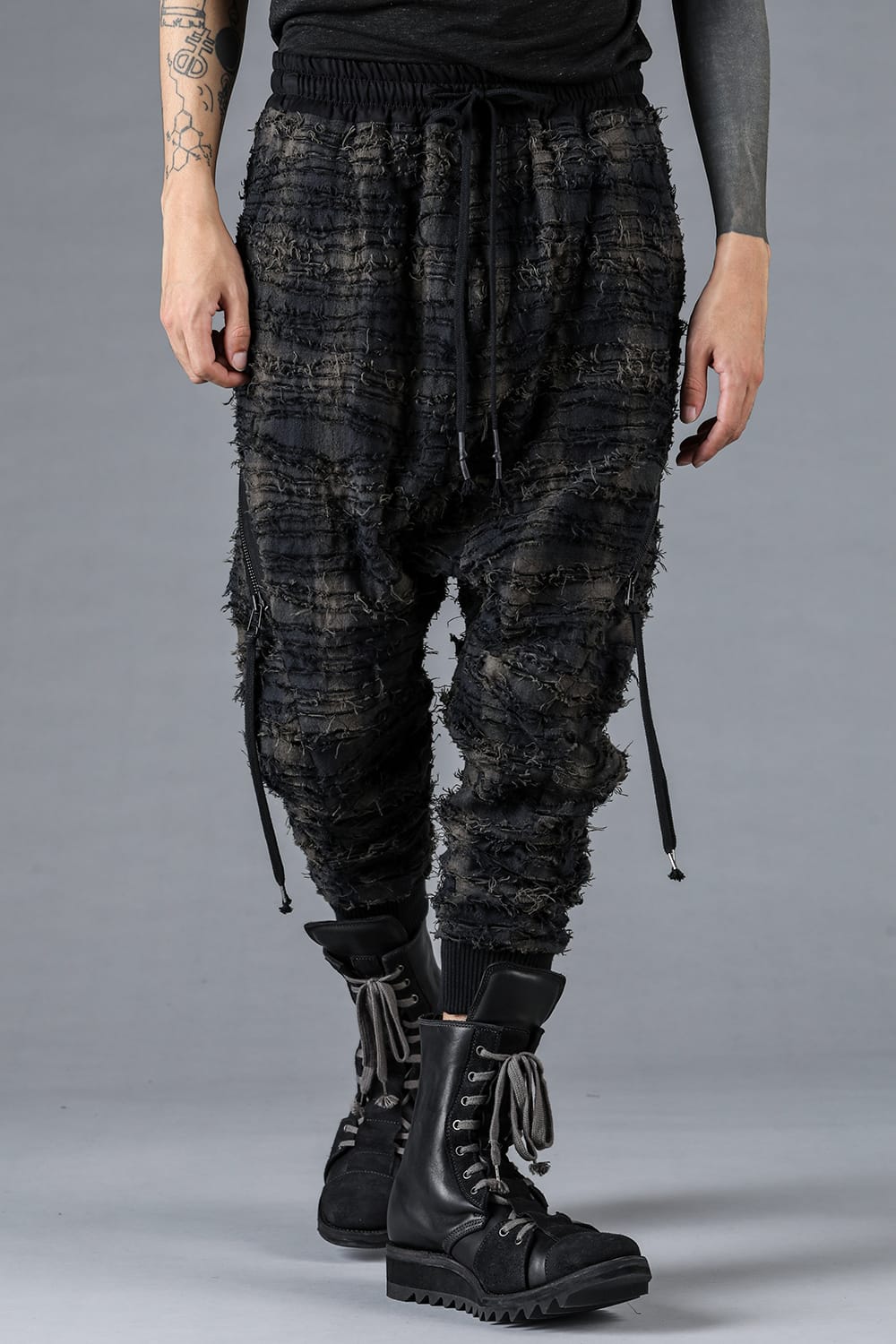 Cotton Viyella Damage Quilt Low-Crotch Jogger Pants Plaid Dust