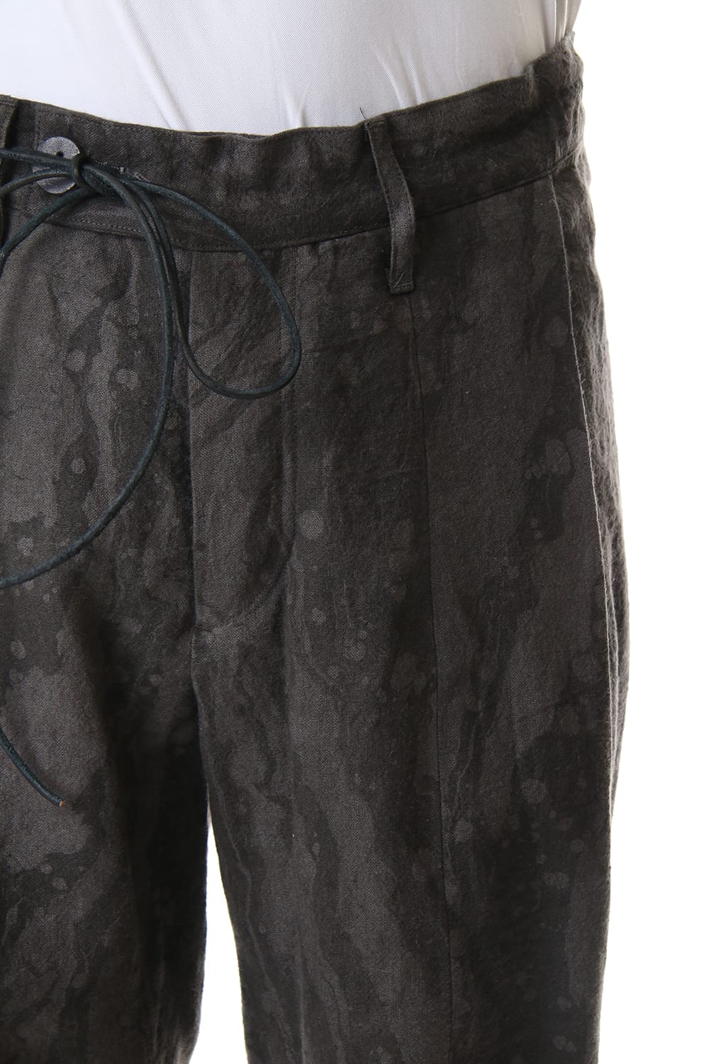 Ink Frow Dyed Linen Tuck Tapered Cropped Pants