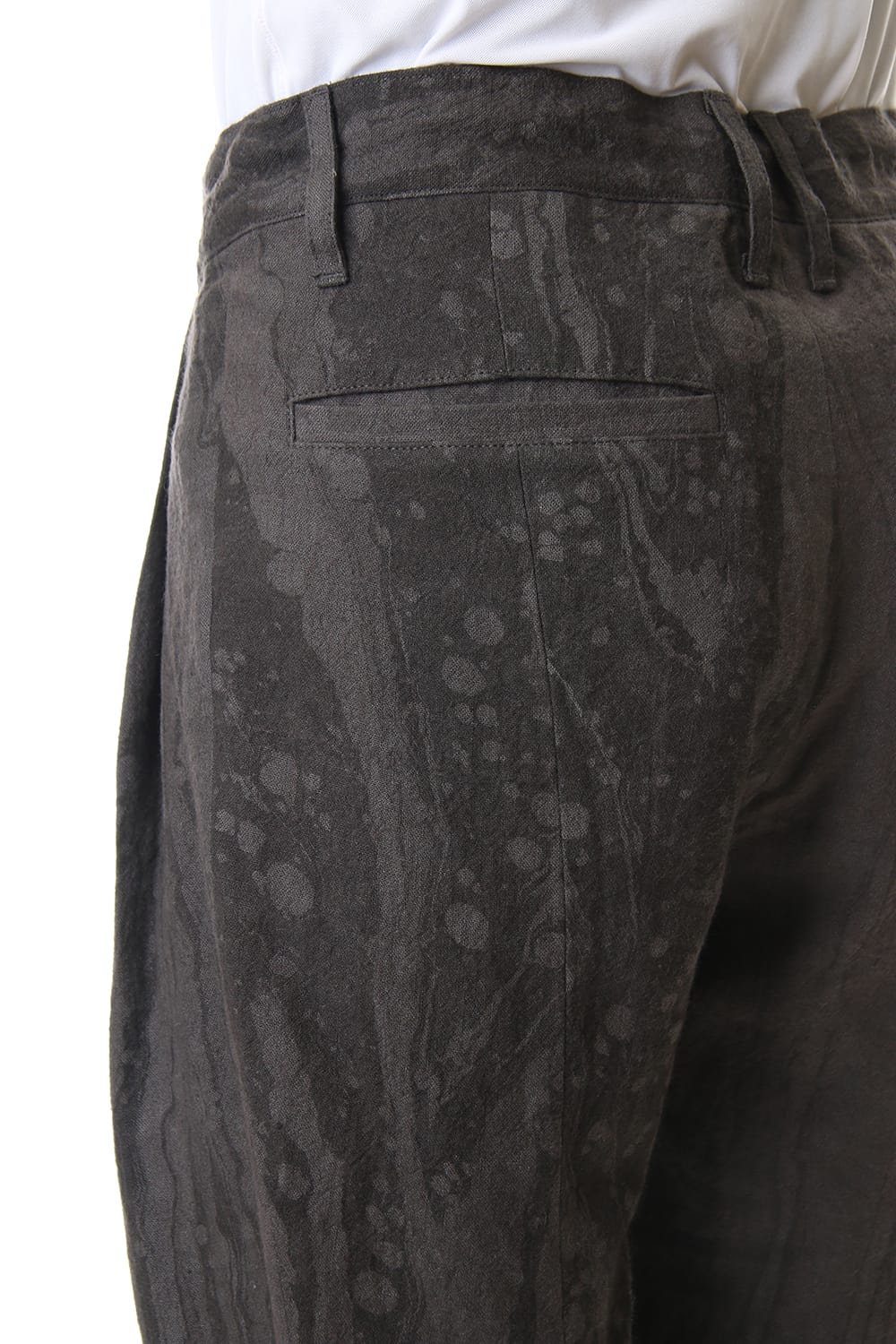 Ink Frow Dyed Linen Tuck Tapered Cropped Pants