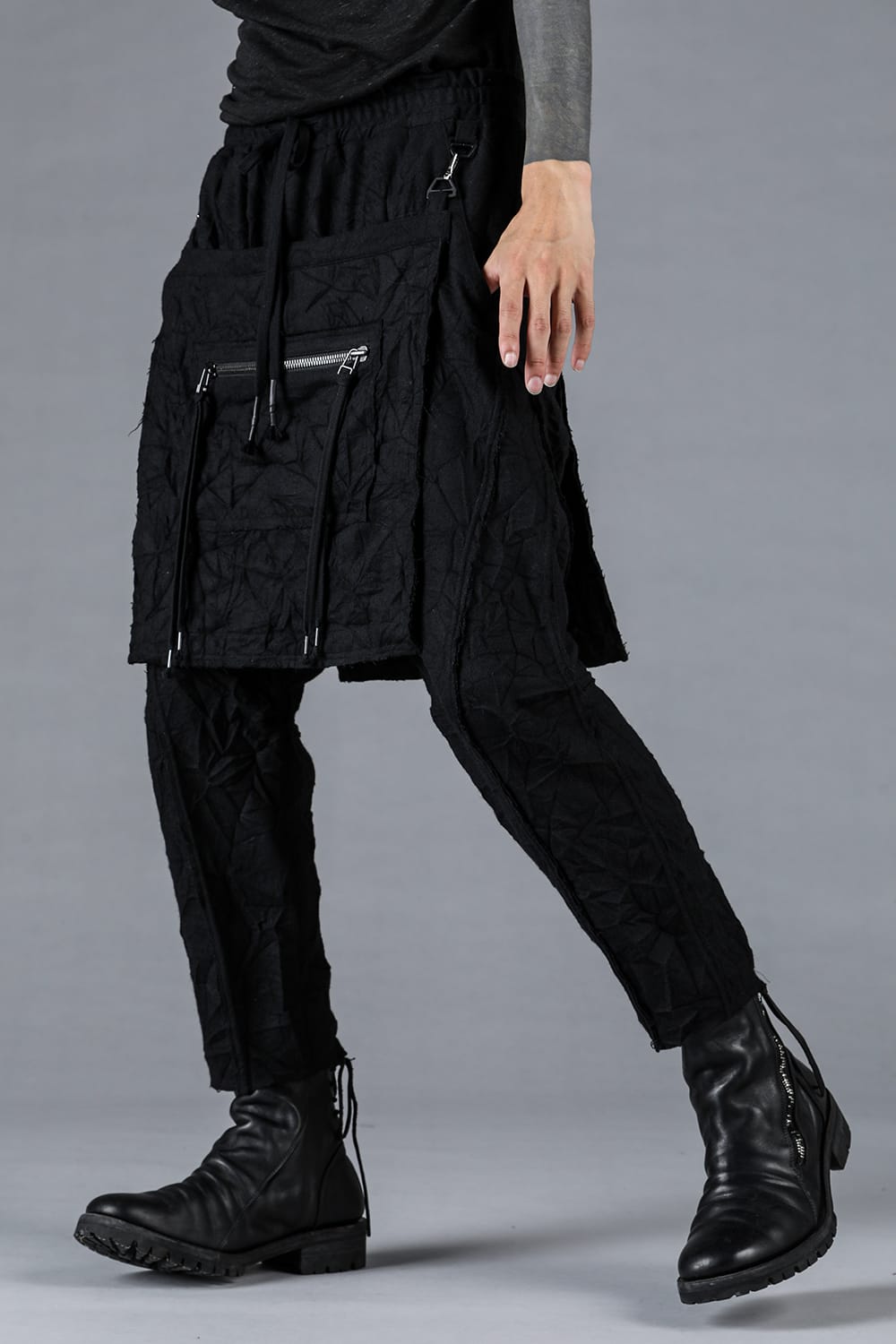 Catch Washer Bum Flap Low-Crotch Cropped Pants