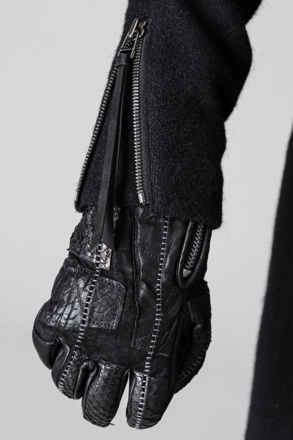 パッチワーク マルチレザー オーバーロック ジップグローブ