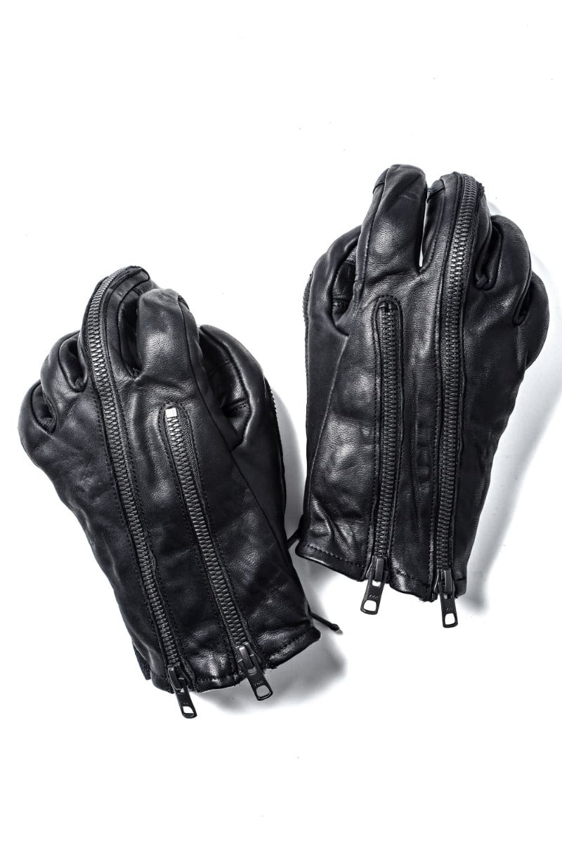 NUDE: mm x D. HYGEN Collaboration Horse Leather Multi-Zip Glove