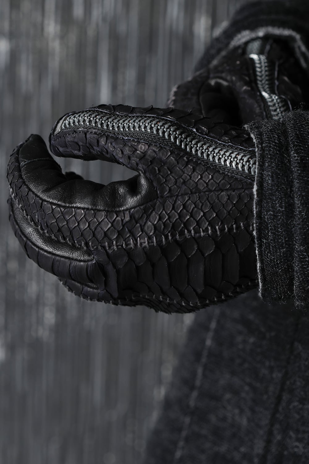Python×Horse Leather Zip Glove