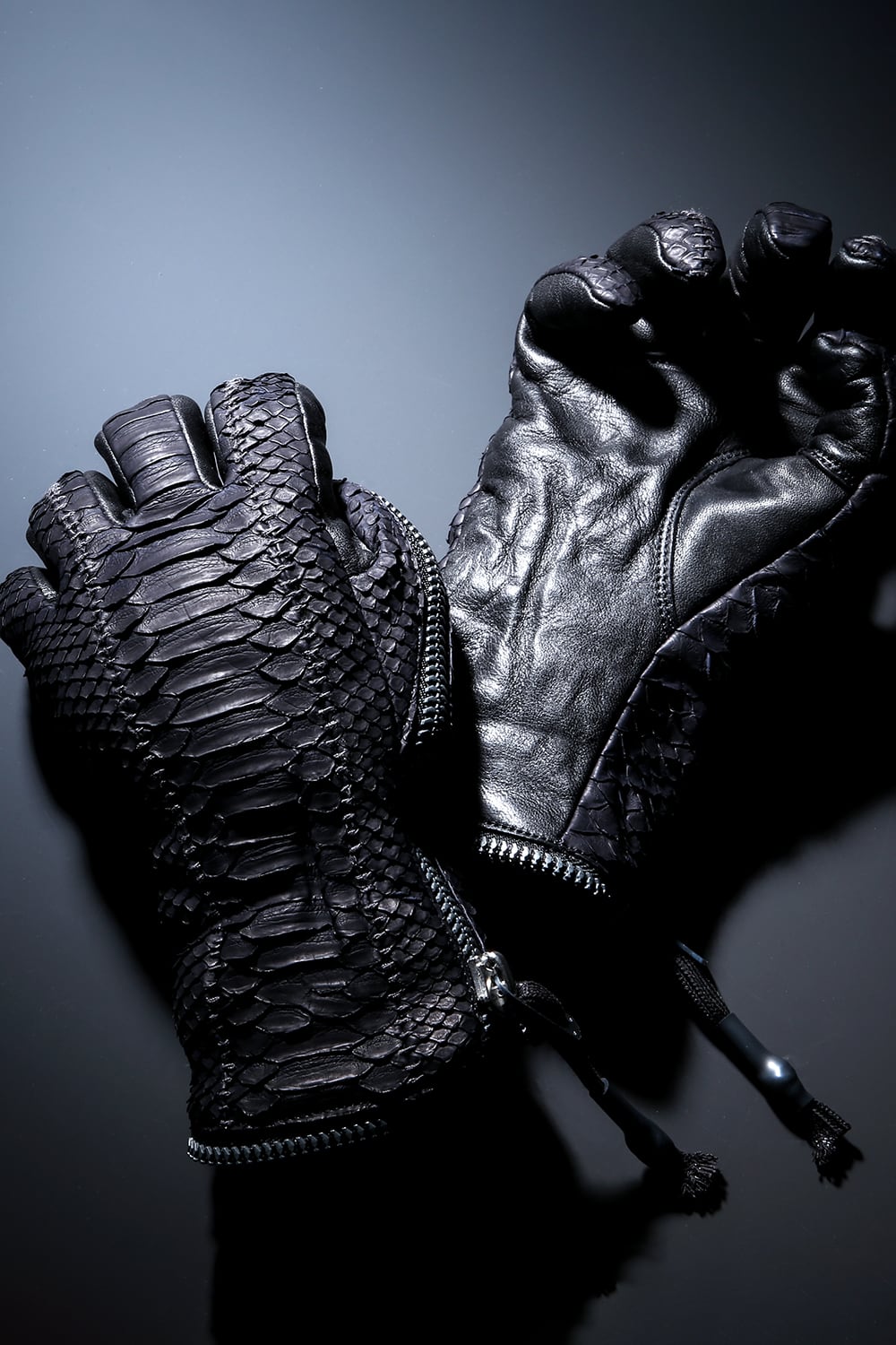 Python×Horse Leather Zip Glove