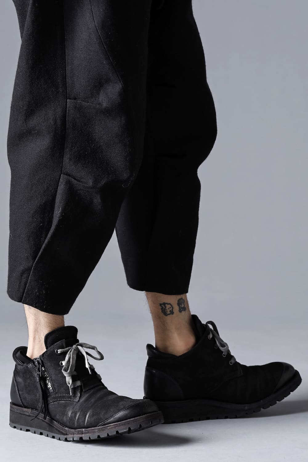 Horse Leather Flat Sole Sneakers Derby Shoes  Black