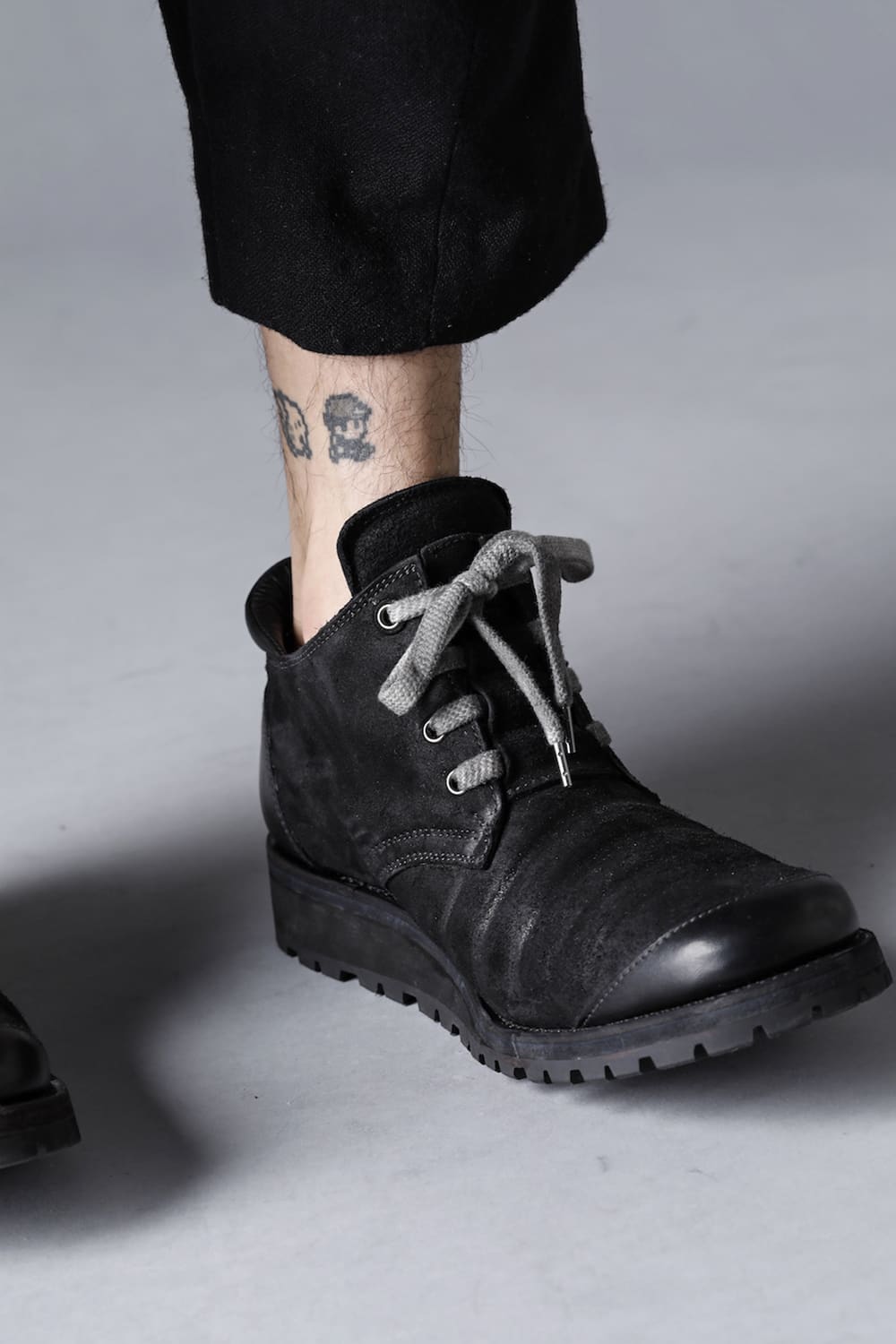 Horse Leather Flat Sole Sneakers Derby Shoes  Black