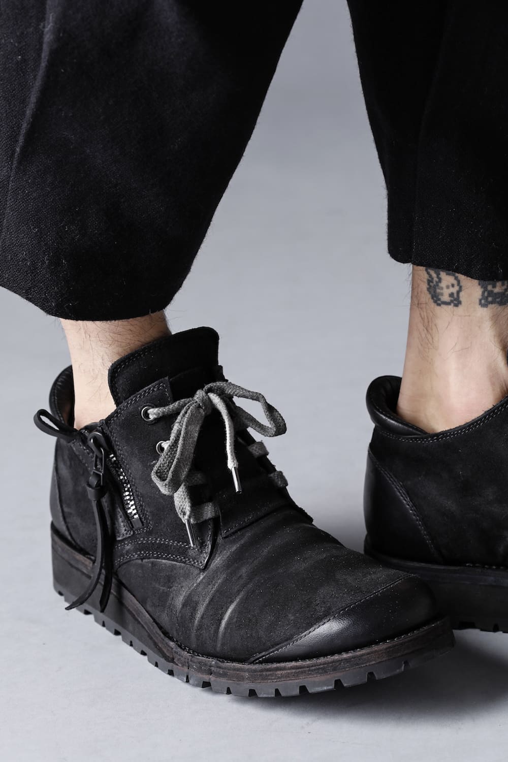 Horse Leather Flat Sole Sneakers Derby Shoes  Black