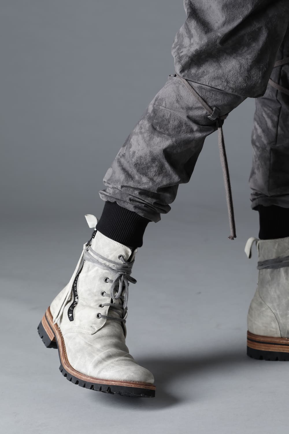 Horse Leathe Lace Up Boots Black