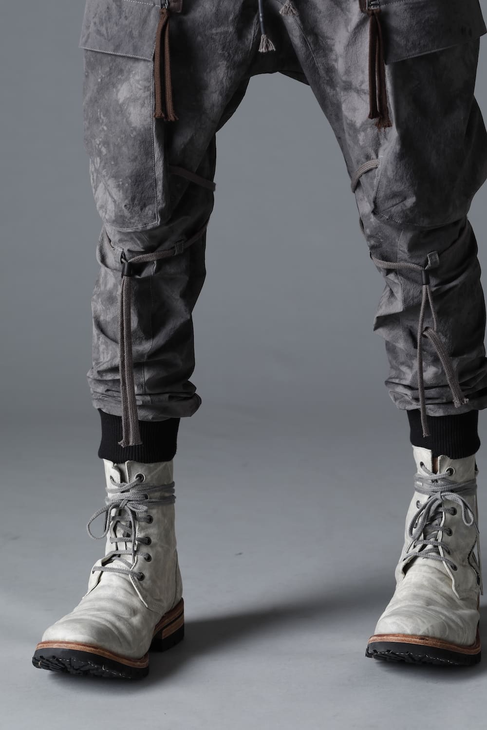 Horse Leathe Lace Up Boots Dusty White