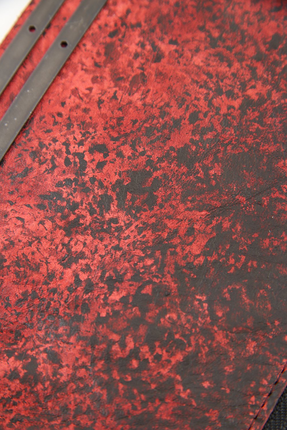 Dusty Leaf Horse Leather Neck Wallet Red