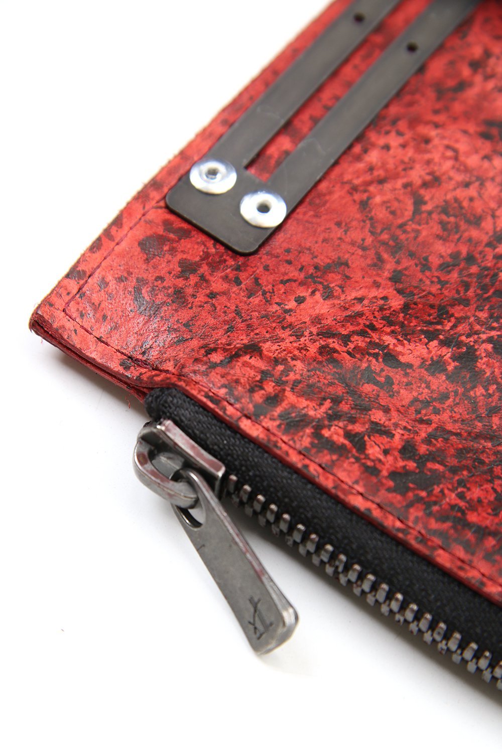 Dusty Leaf Horse Leather Neck Wallet Red