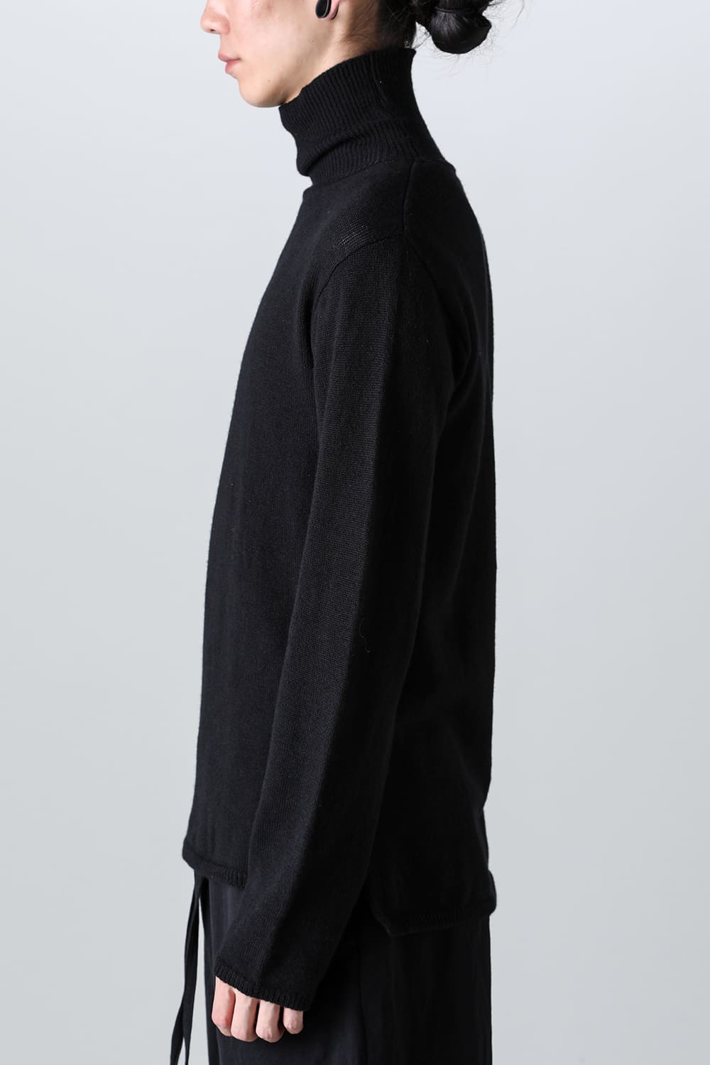 super fine wool sweater turtleneck Black