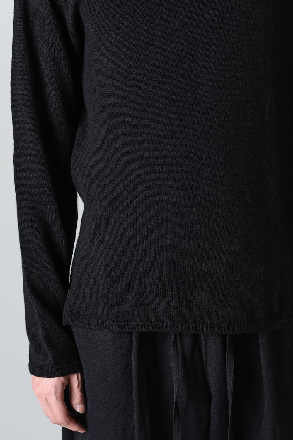 super fine wool sweater turtleneck Black