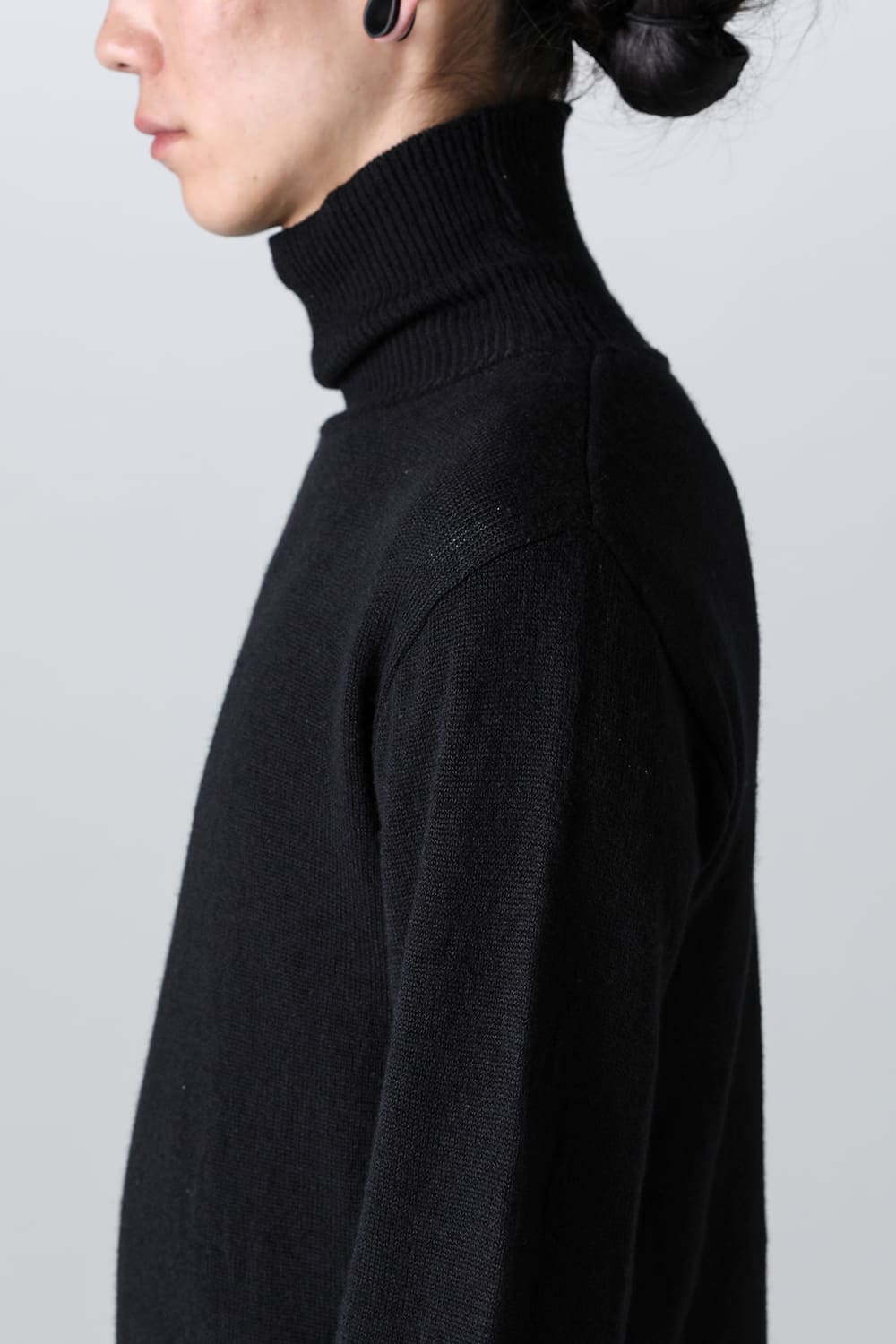 super fine wool sweater turtleneck Black