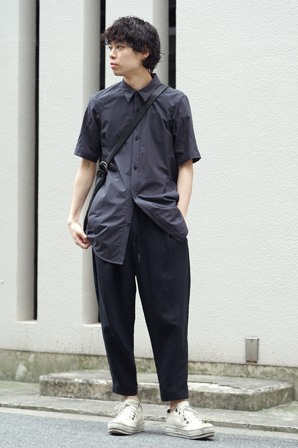 ラウンドジップ ショルダーバッグ ソフト ホース フルグレイン レザー - SZ01