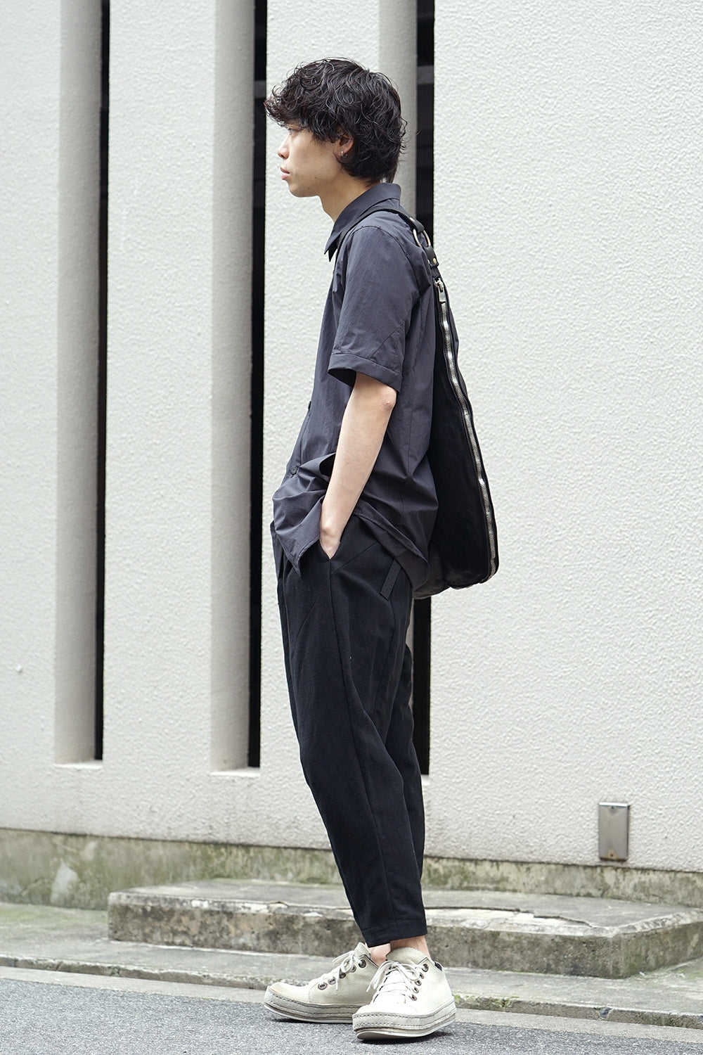 ラウンドジップ ショルダーバッグ ソフト ホース フルグレイン レザー - SZ01