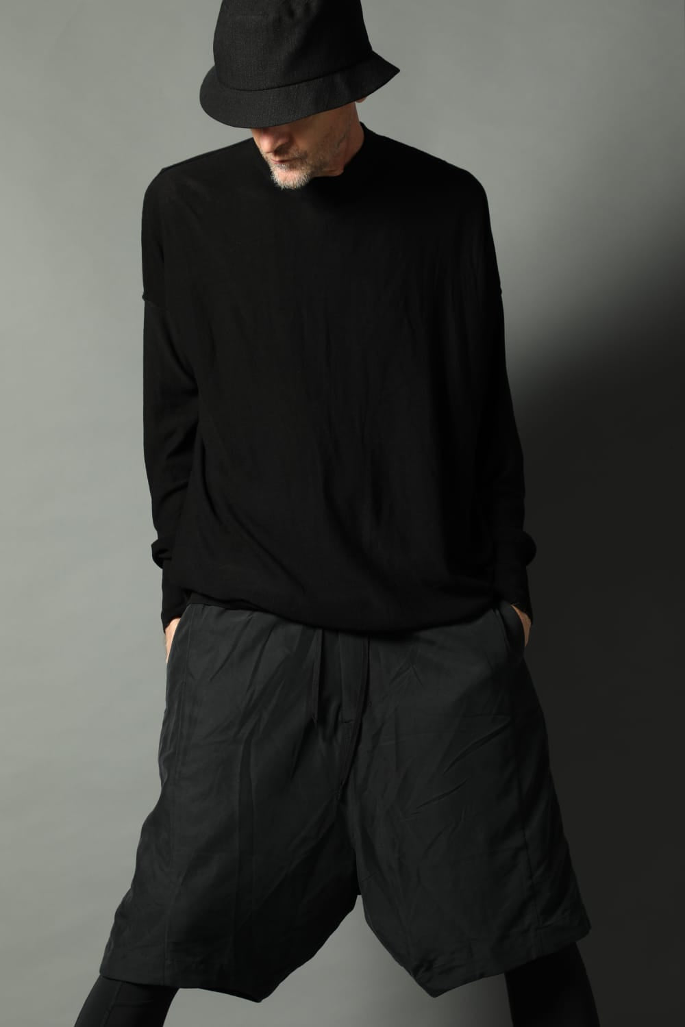 ルーズフィット ニットロングスリーブ シルク/コットン  ブラック