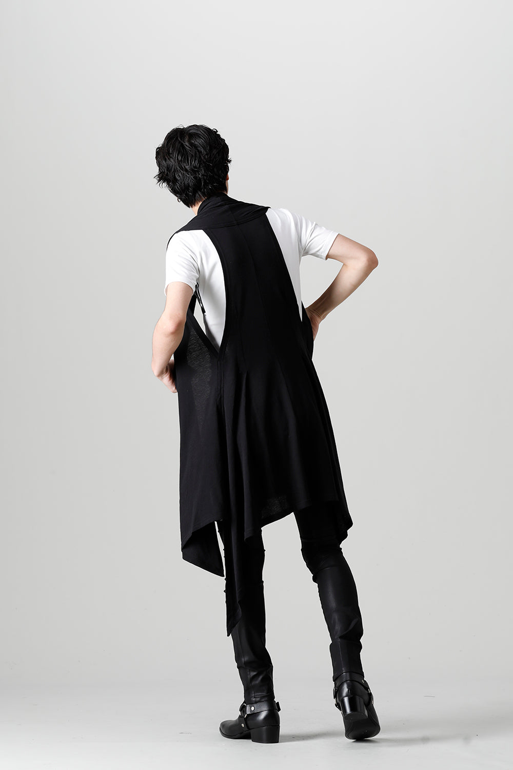 TERRON Sleeveless Cardigan