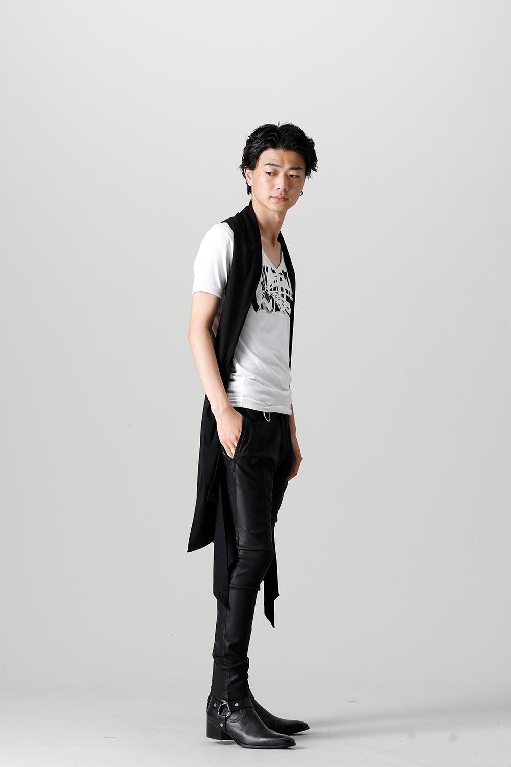 TERRON Sleeveless Cardigan