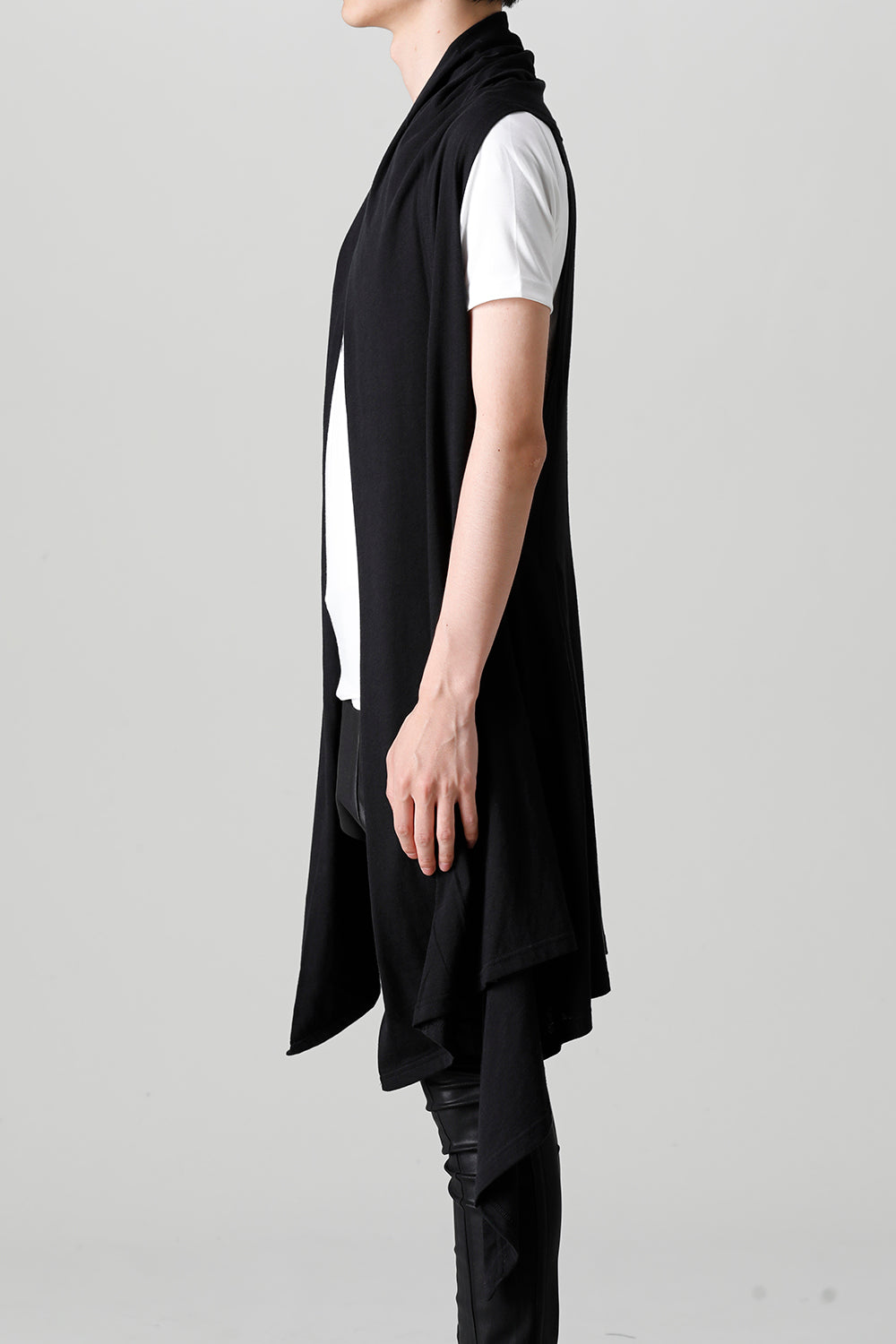 TERRON Sleeveless Cardigan