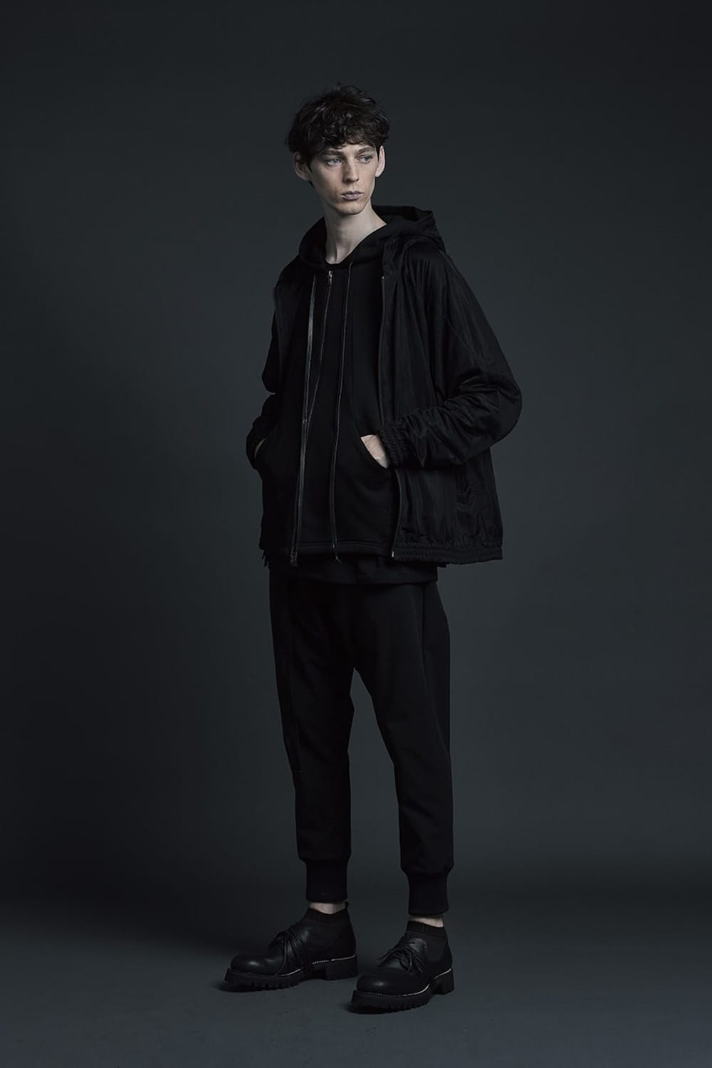 See throug Back print Hooded blouson Black