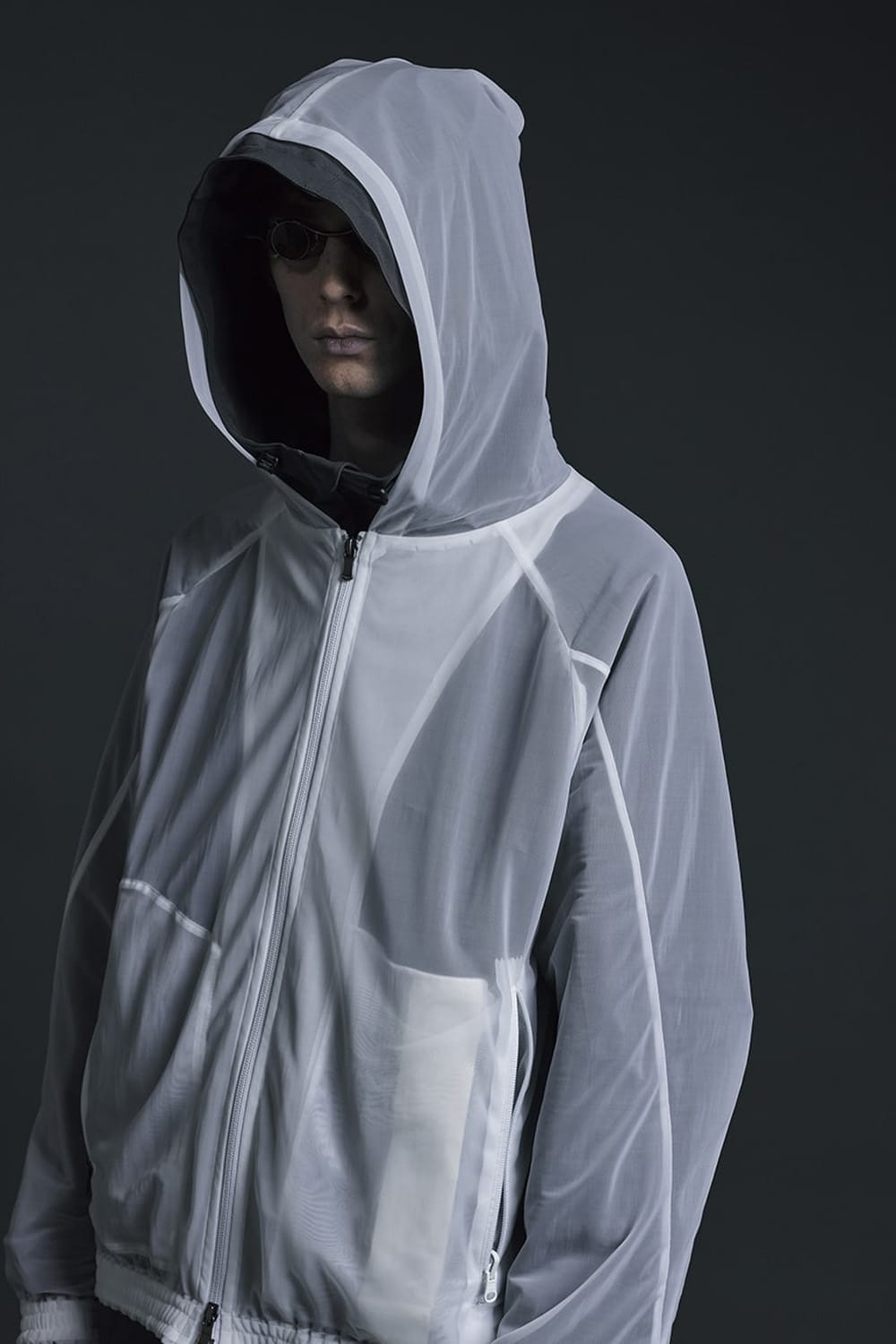 See throug Back print Hooded blouson White