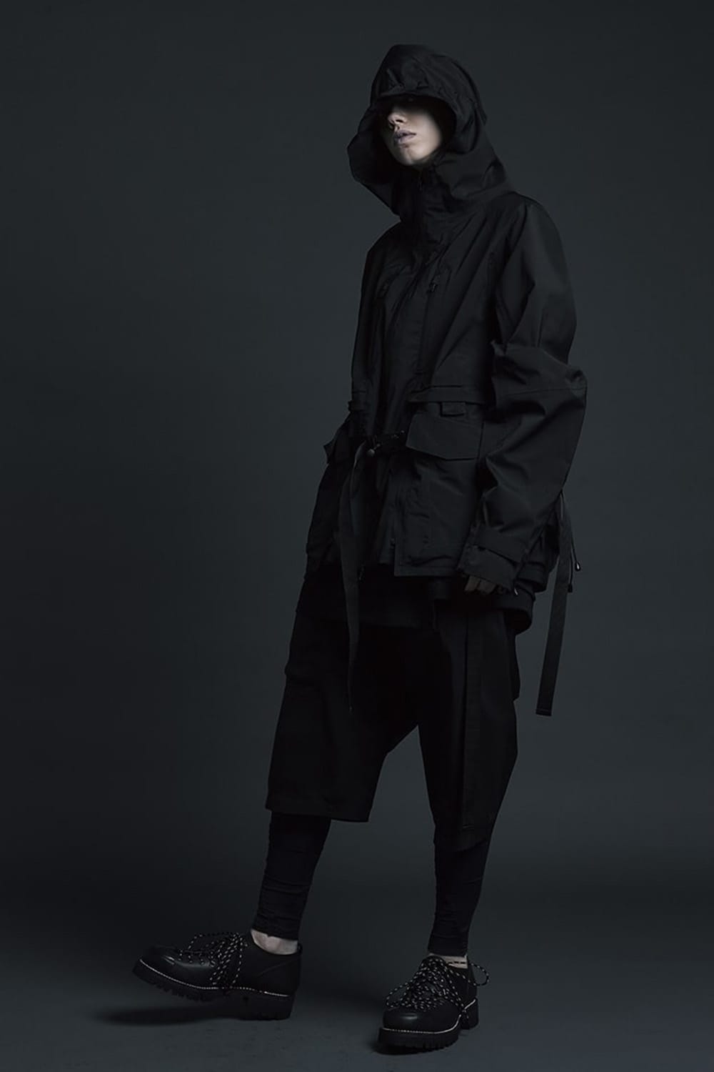 OLMETEX Three-quarter length pants