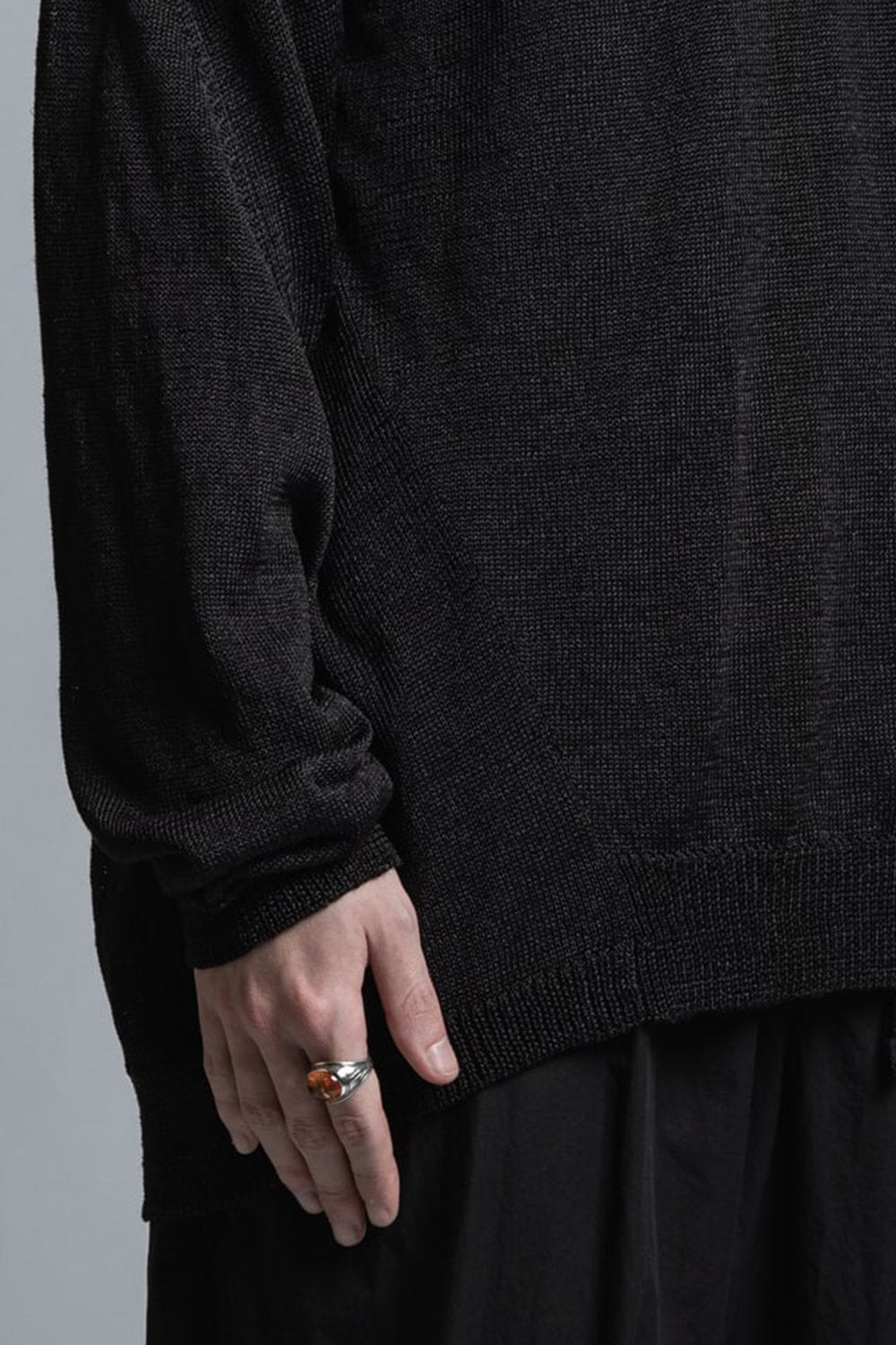 Nylon/Linen Middle Gauge Long Sleeve Pullover Knit