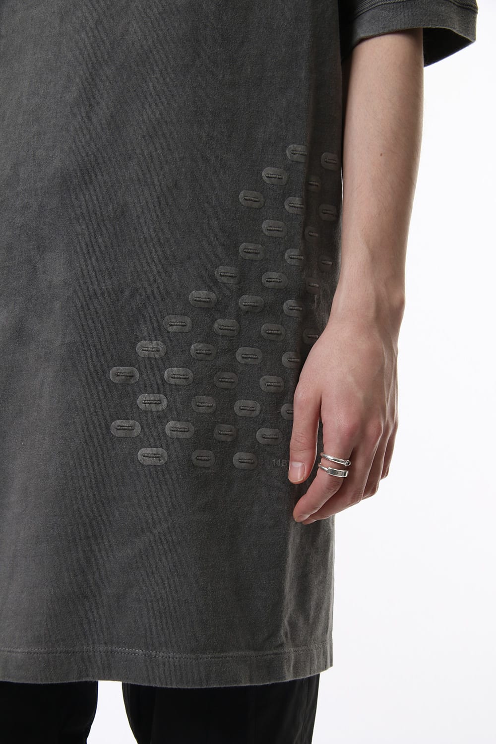 Reflector print & embroidery T-shirt (Black)