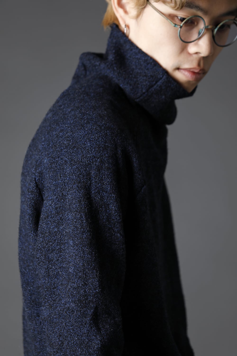 Boucle Bottle Neck Knit Navy