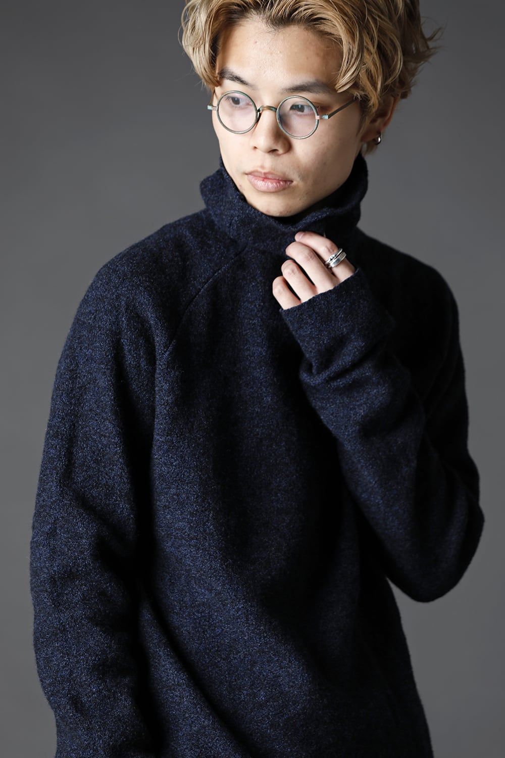 Boucle Bottle Neck Knit Navy