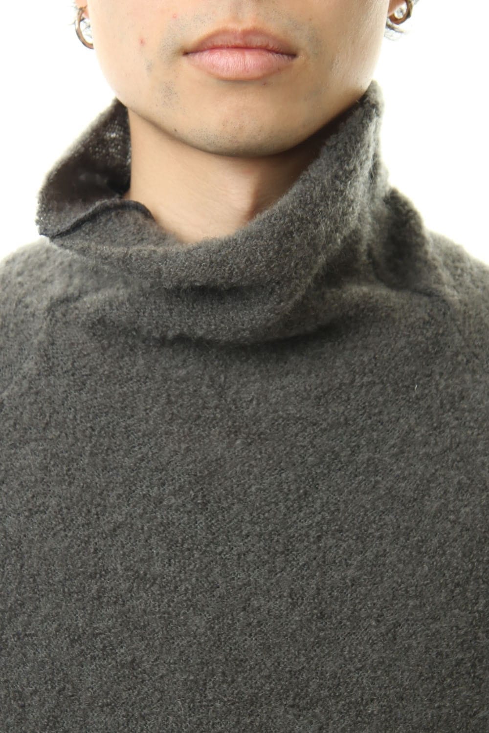 Pile Bottle Neck L/S Knit Khaki