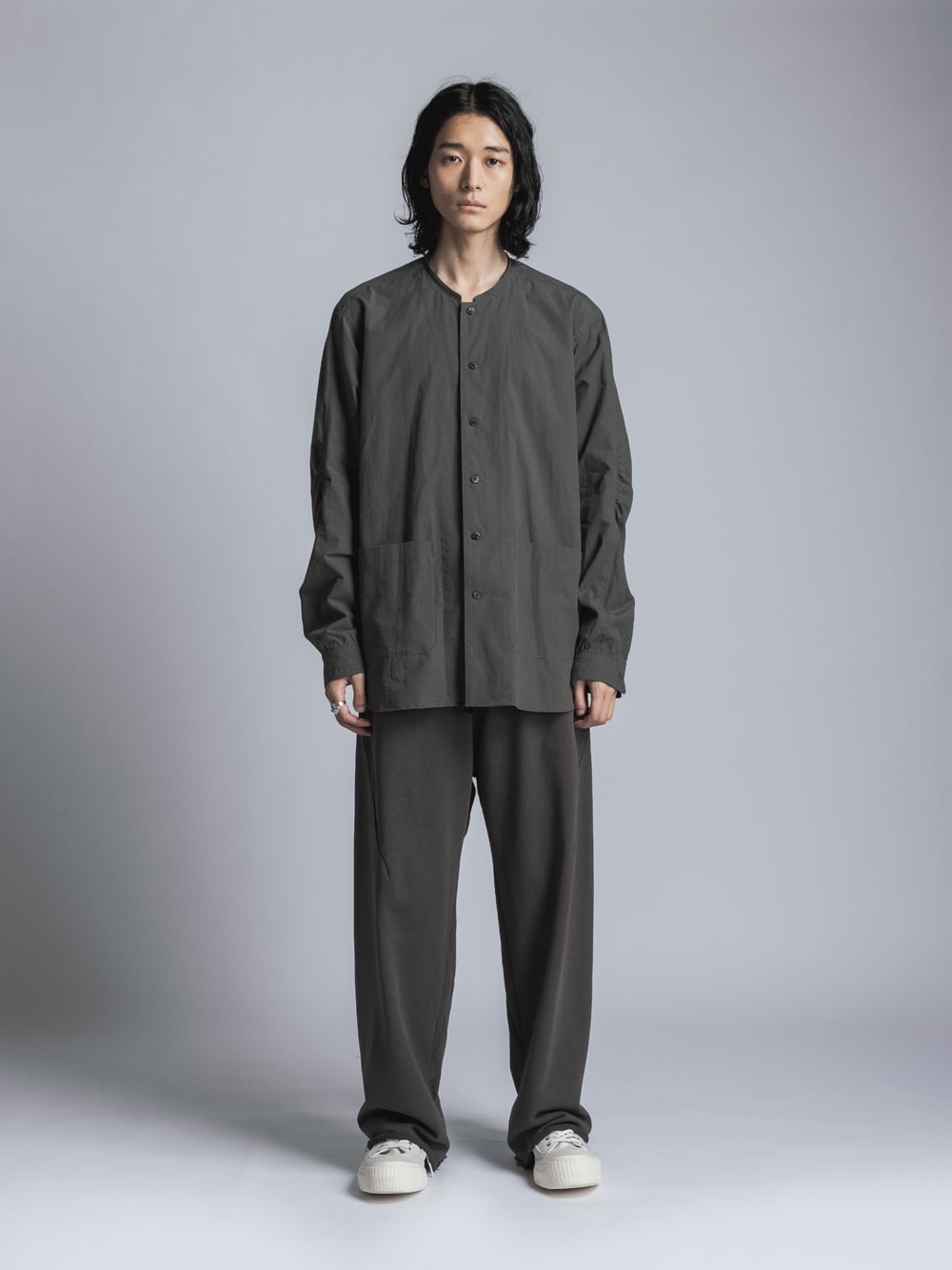 Typewriter Band Collar Shirt Charcoal