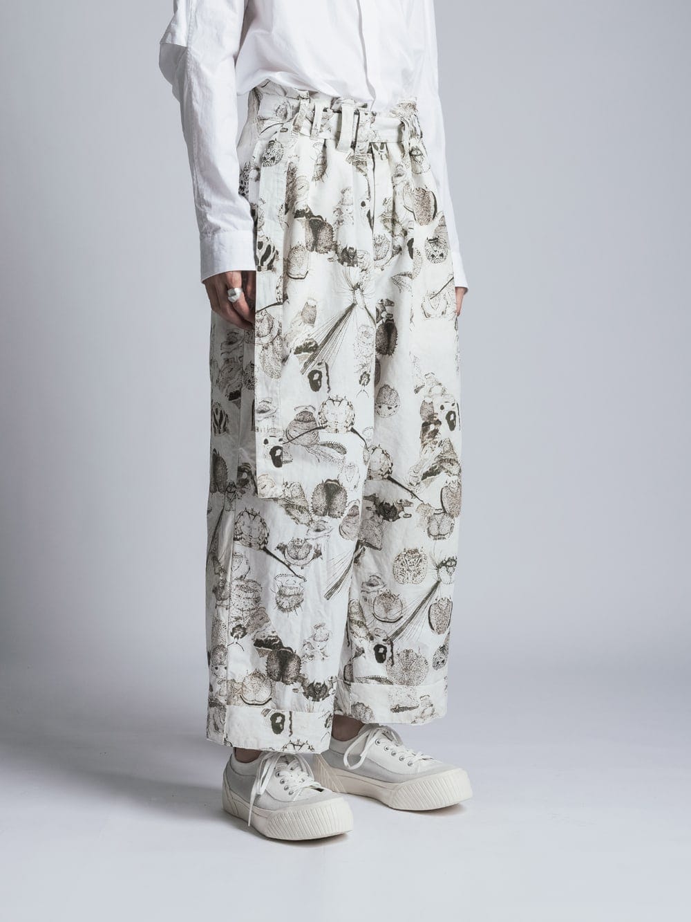 SUZUKO MOMOYAMA Innsects Print Wide Pants White Mix