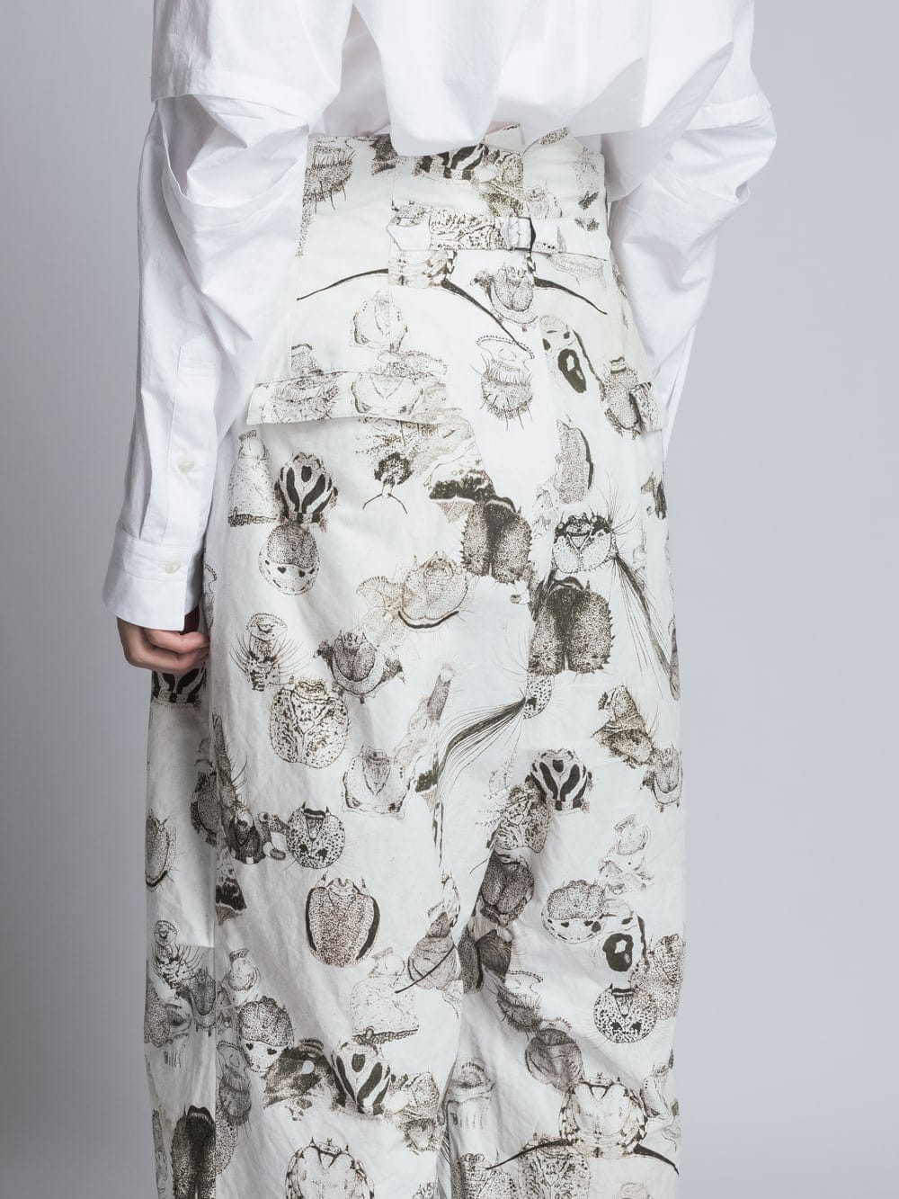 SUZUKO MOMOYAMA Innsects Print Wide Pants White Mix