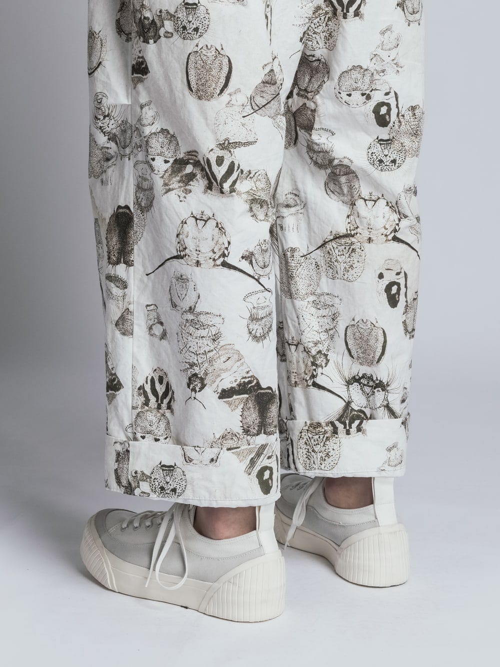 SUZUKO MOMOYAMA Innsects Print Wide Pants White Mix